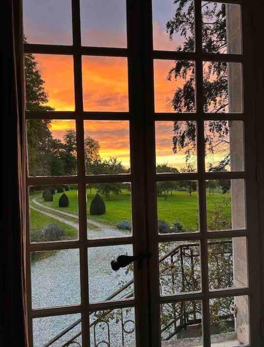 Charming 18Th Century Chateau, Near Bayeux In Calvados, Normandie Livry  Exteriér fotografie
