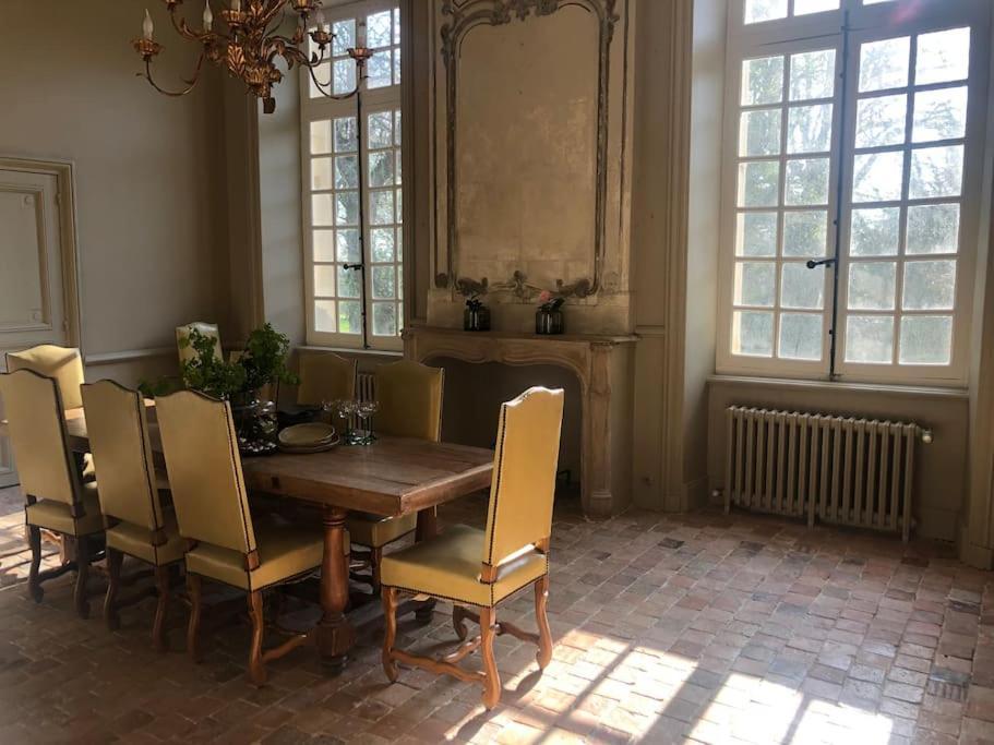 Charming 18Th Century Chateau, Near Bayeux In Calvados, Normandie Livry  Exteriér fotografie